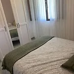Viviendas Uso Turistico Reme I *